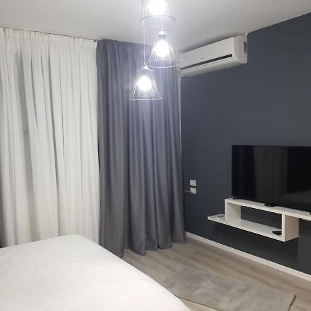 Modern Apartment Korca 2 Экстерьер фото