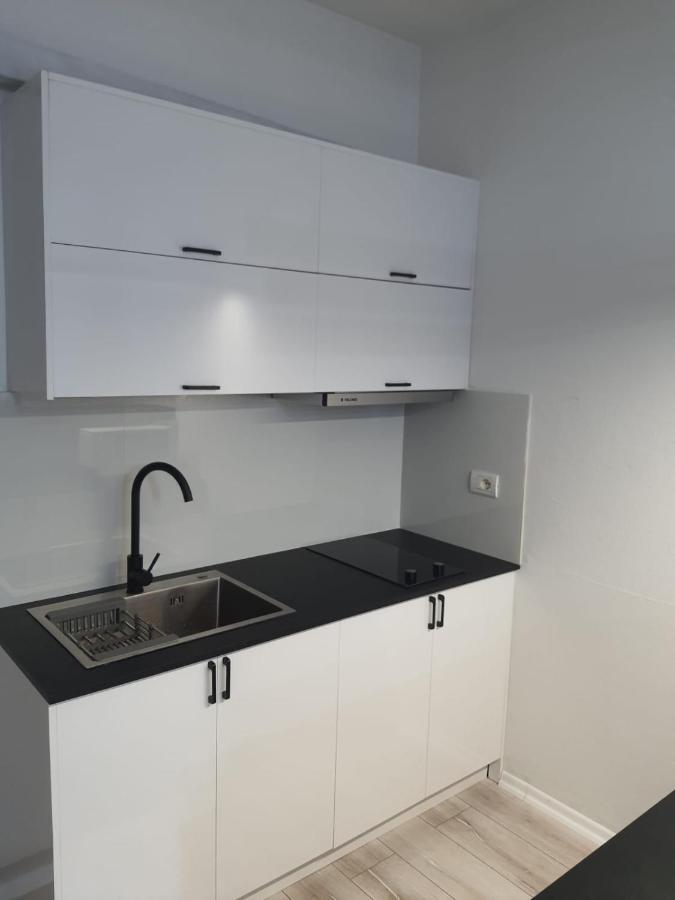 Modern Apartment Korca 2 Экстерьер фото